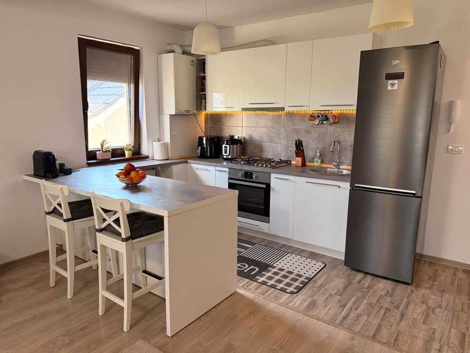 inchiriez apartament 2 camere Chisoda proprietar