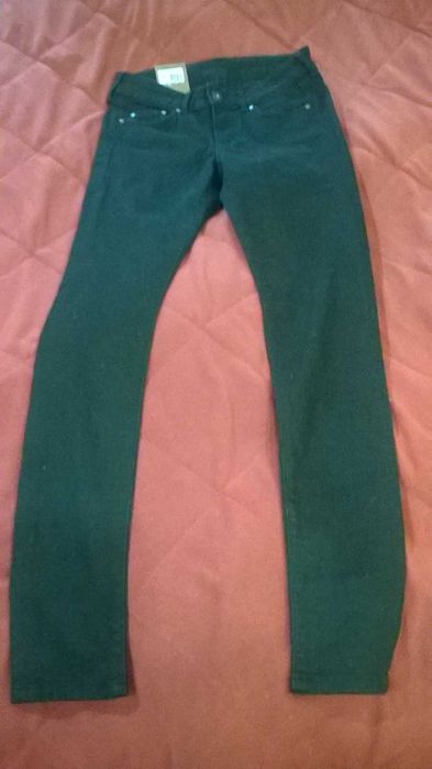 Vand blugi negri NOI, PEPE JEANS Skinny Fit 26x30 pret 200 lei