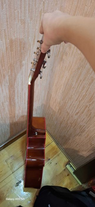 Гитара акустика от (SHER) Б/У