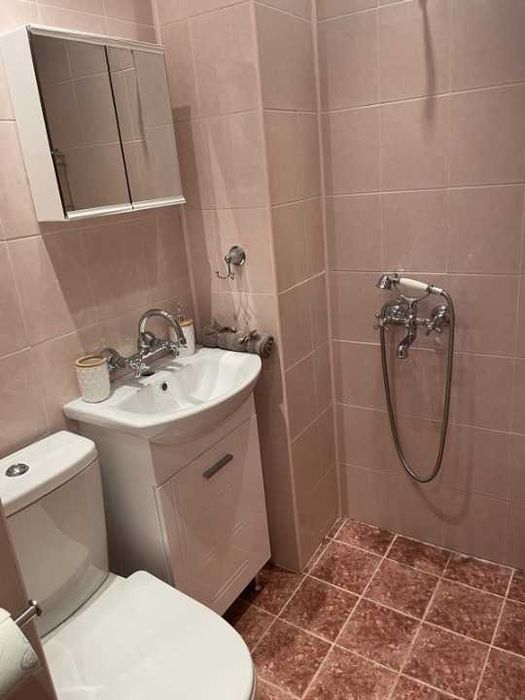 Дава се под наем Двустаен апартамент в София, Център - 48 кв.м за 648.21 € - Снимка #8