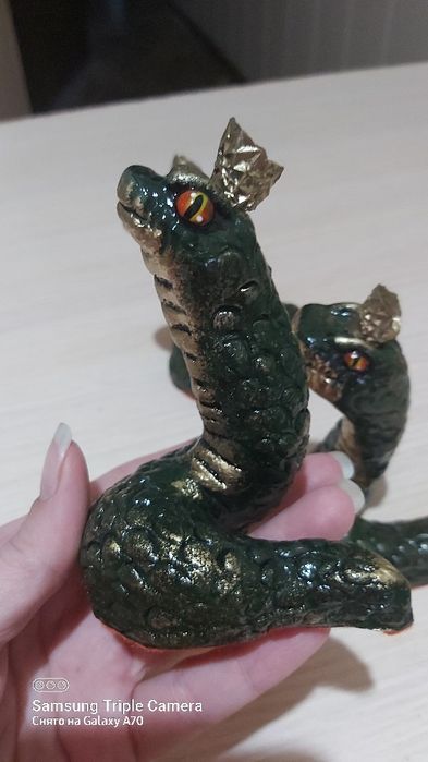 Фигурки змей ручная работа