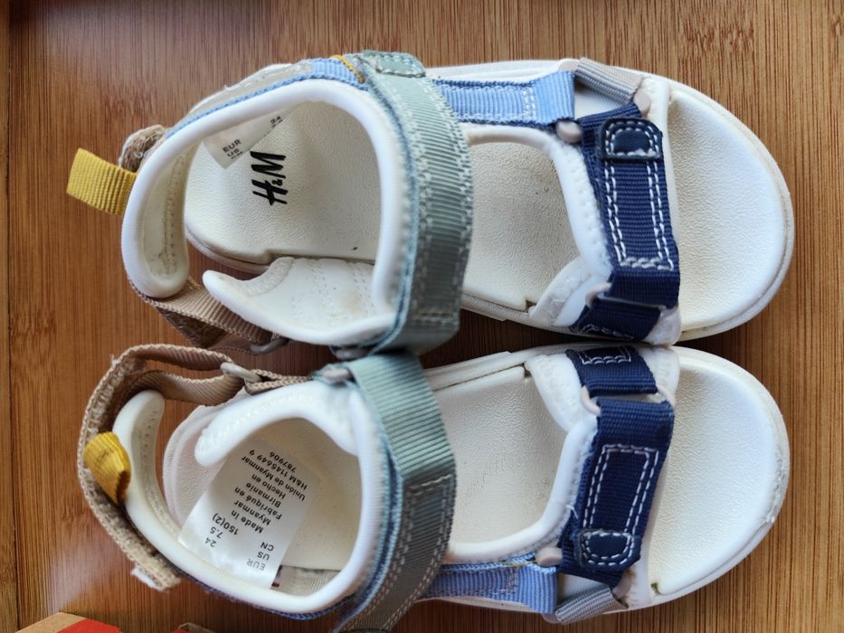 Детски сандали H&M.Номер 24
