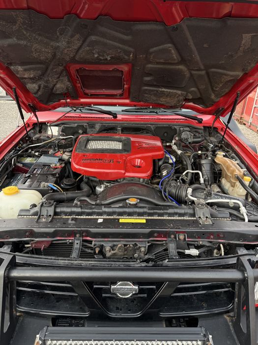 Продавам Nissan Patrol