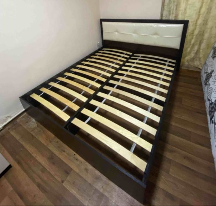Срочно продам кровать