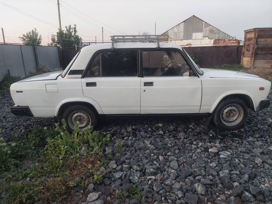 Продам жигули 2107