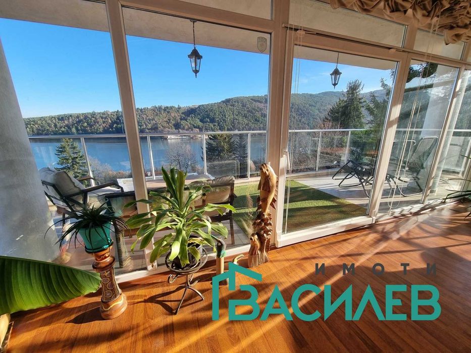 Продава се Многостаен апартамент в София, Център - 159 кв.м за 2310 €/кв.м - Снимка #3