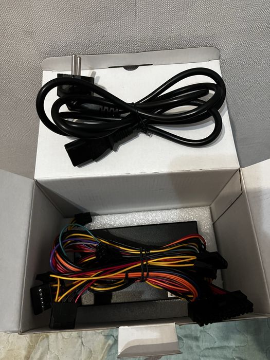 Блок питания……..