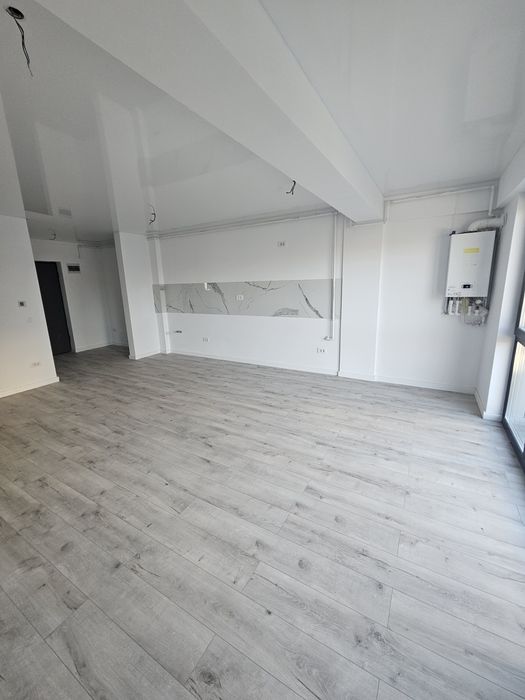 Apartament 1 camera + Loc de parcare  Don Lake View