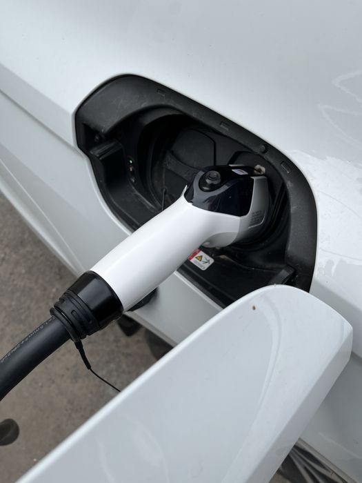 Зарядная станция для электромобилей зарядка 20-30 квт