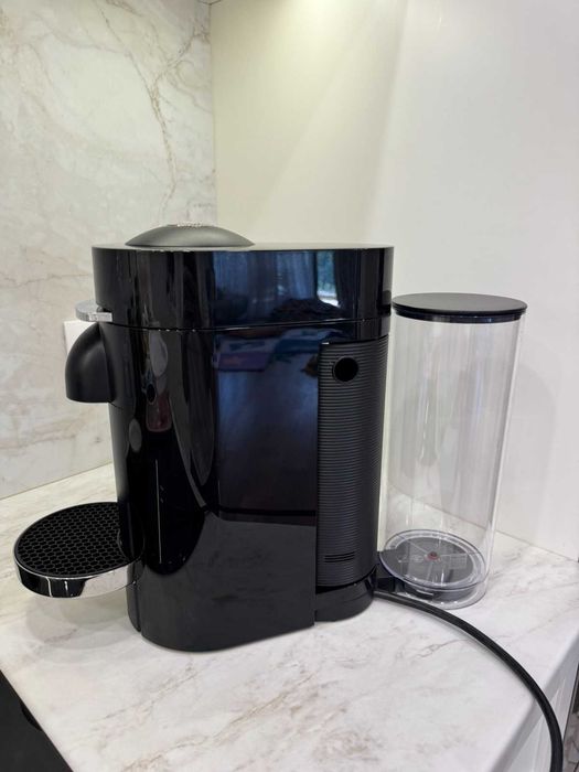 Kафе автомат VERTUO PLUS BLACK