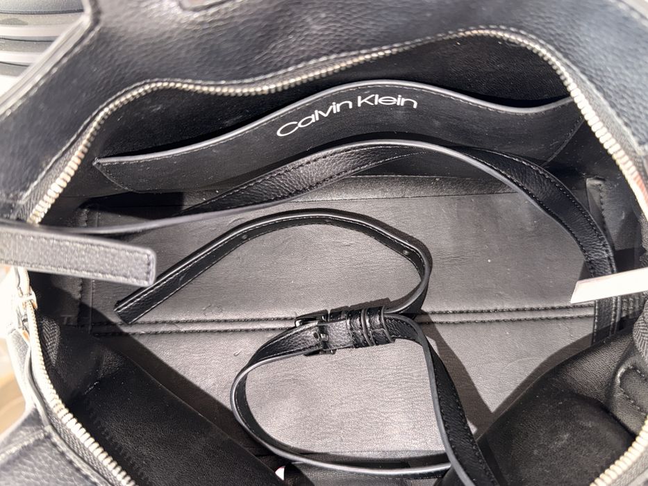 Дамска чанта Calvin Klein