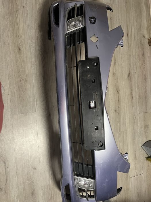 Предна броня за Мазда 6 , халогени , Спойлери .