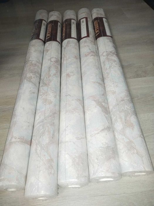 Продам обои 5 рулонов