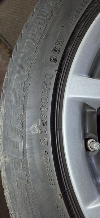 BMW ДЖАНТИ СЪС ЛЕТНИ ГУМИ 205/60/16 7J ET315x120 ЦО70 ДОТ 2619