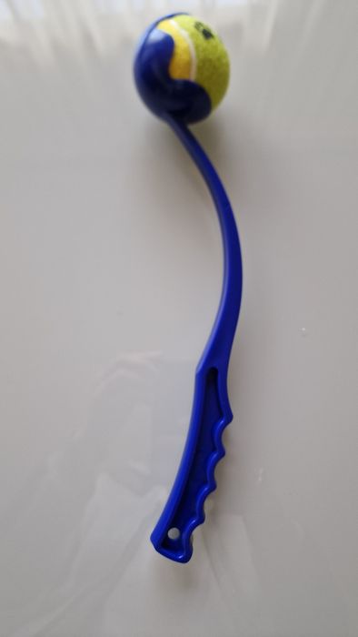 Пръчка за хвърляне на топка за куче