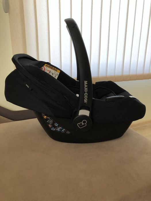 Maxi cosi столче, кошница за кола