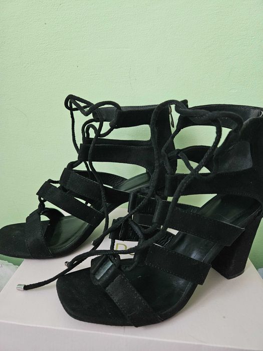 Sandale cu toc negre DeeZee CCC