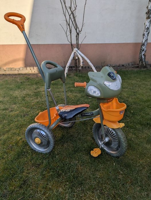 Vând tricicleta copii