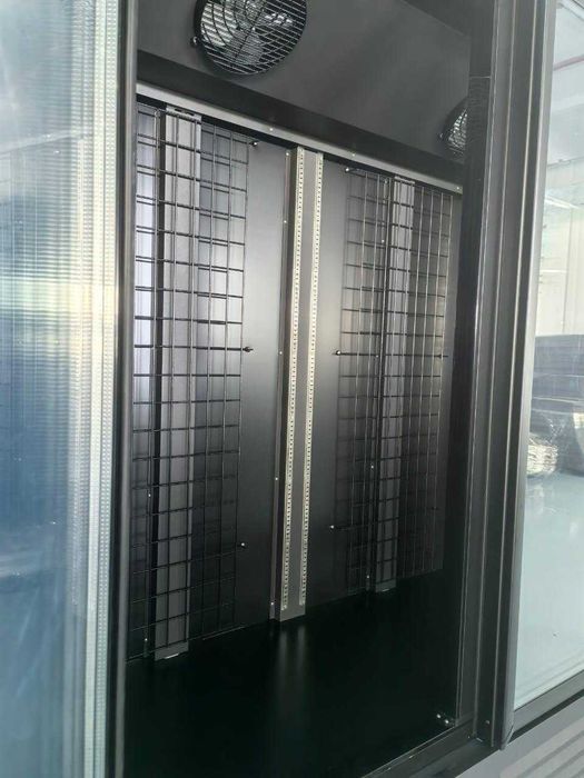 Vitrina verticala congelare cu 2 usi / 162 cm / STOC-NOU