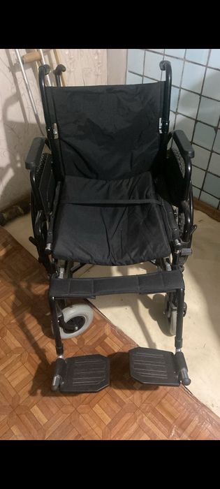 Коляска инвалидная
