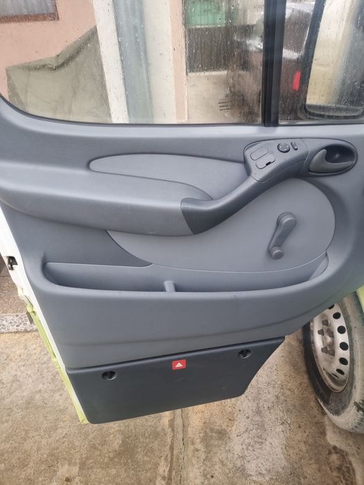 Mercedes- Benz Sprinter 313