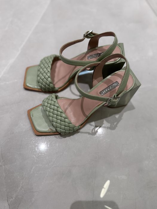 Продам босмоножки Basconi