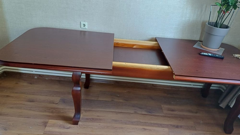 Стол высокого качества