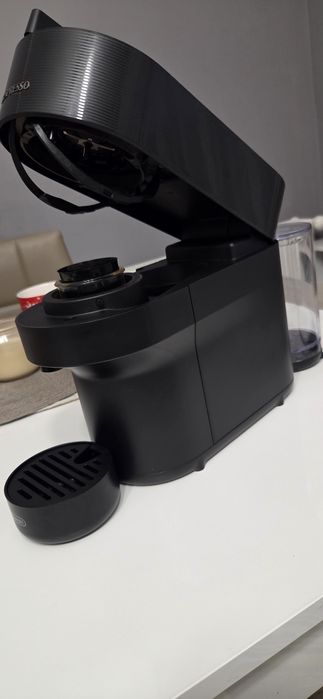 Expresor cu capsule Nespresso Vertuo Pop