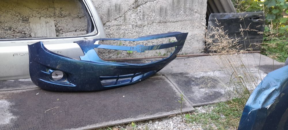 Крыло на кобалт продам