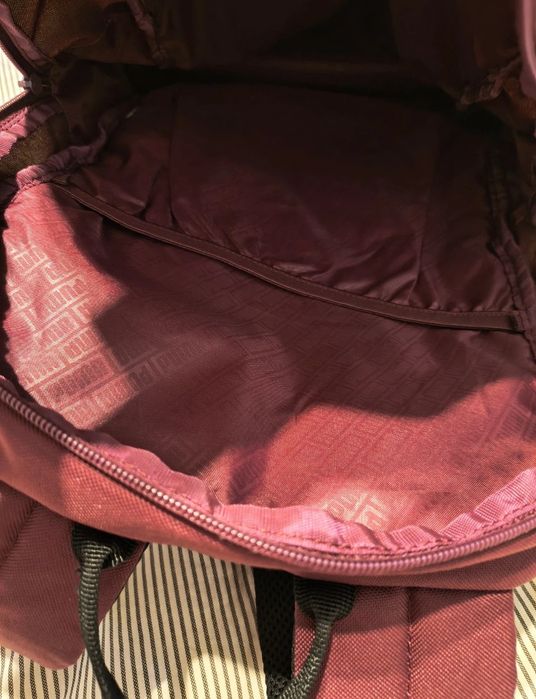 Rucsac Puma vișiniu