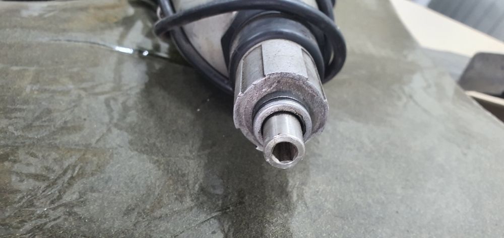 Продам шуруповерт