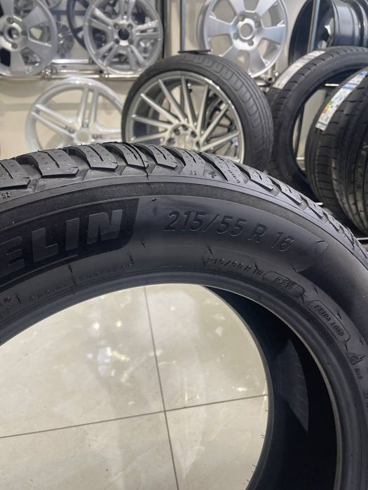 Balon shina Michelin Crossclimate 2 215/55R16
