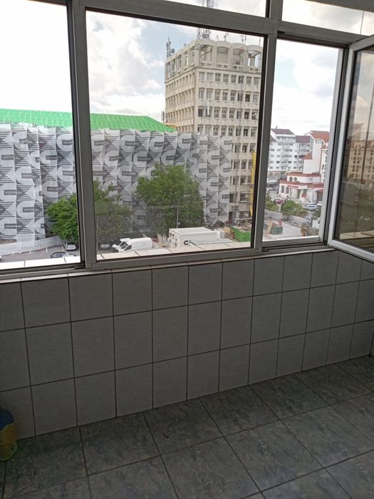 Vand apartament 4 camere ultracentral Targoviste