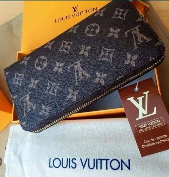 Set Louis Vuitton, geanta și portofel, saculet, etichetă incluse