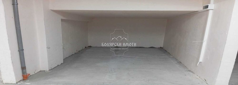 Продава се Гараж / Паркомясто в Велико Търново, Център - 16 кв.м за 1438 €/кв.м - Снимка #2