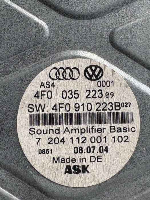 Audi a6 c6 4f Усилвател