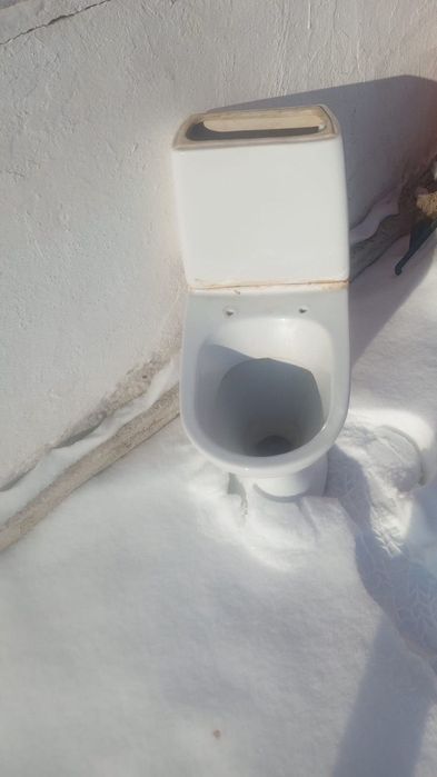 Продам унитаз б/у