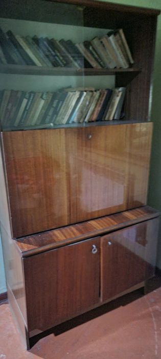 Продаётся б/у мебель и всё из дома.