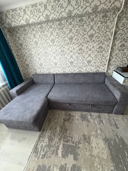 продам большой расскладной диван