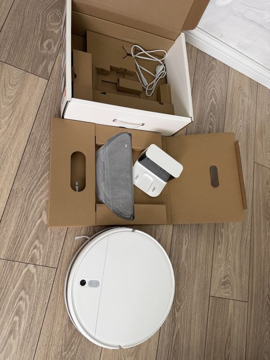 Робот- пылесос Mi Robot Vacuum-Mop 2 Lite