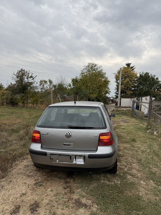VOLKSWAGEN Golf 2002 — imagine 4