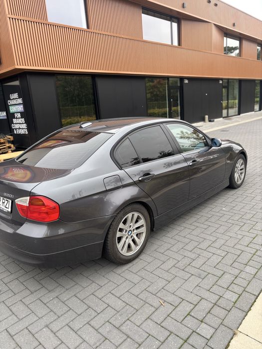 BMW 320i E90 2008