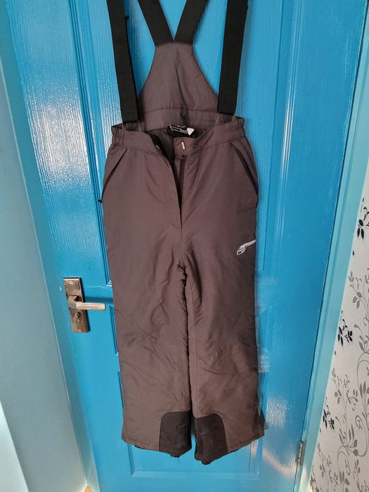 Costum dama zapada/ski mărimea 38