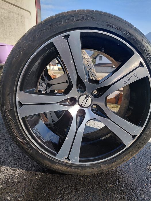 Vând jante in stare foarte buna