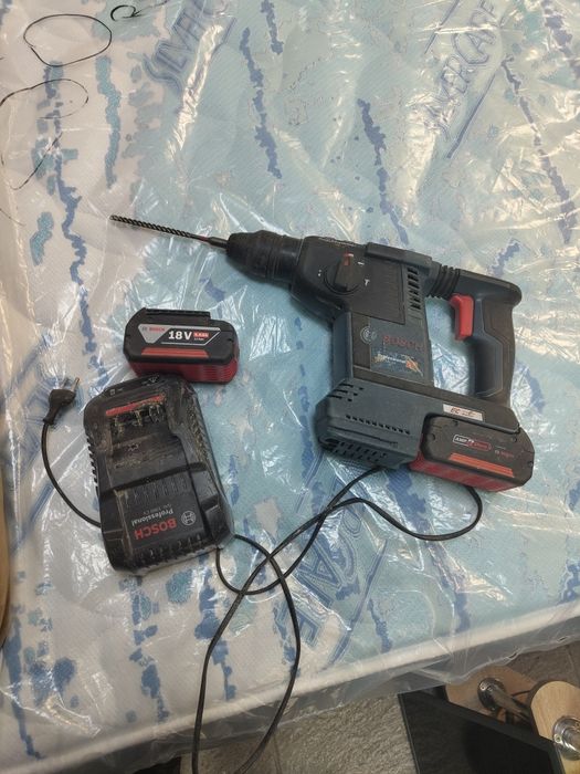 Bormașină percuție Bosch model GBH 18v-26