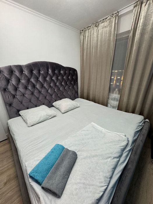 Квартира посуточно мега планет