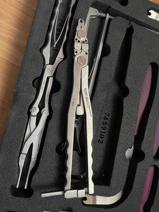 Instrumentar Nuvasive,chirurgie,clesti medicali