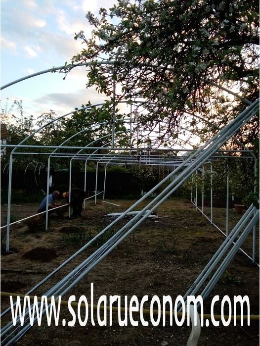 Solarii (sere) cu aerisiri laterale, pe toată lungimea pereților