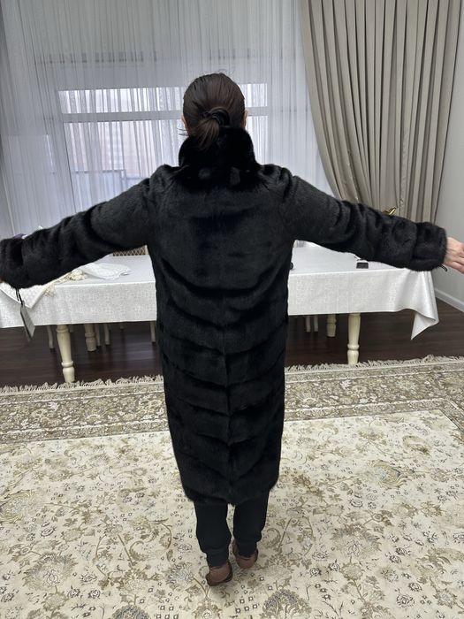 Продаю шубк новую