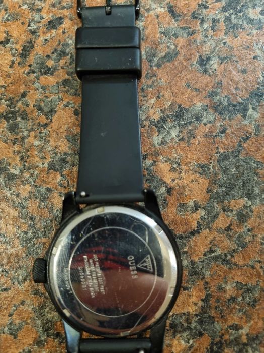 Ceas de vanzare Guess/Swarovski